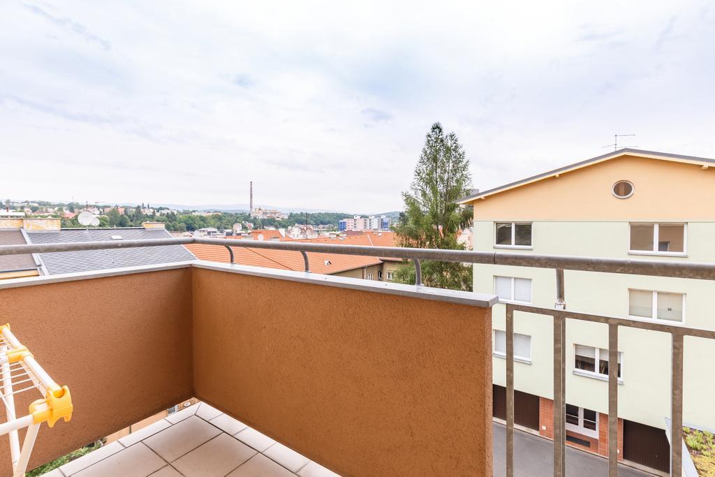 Modern Apartment With 2 Bedrooms Karlsbad Exterior foto
