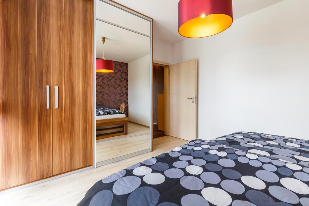 Modern Apartment With 2 Bedrooms Karlsbad Exterior foto