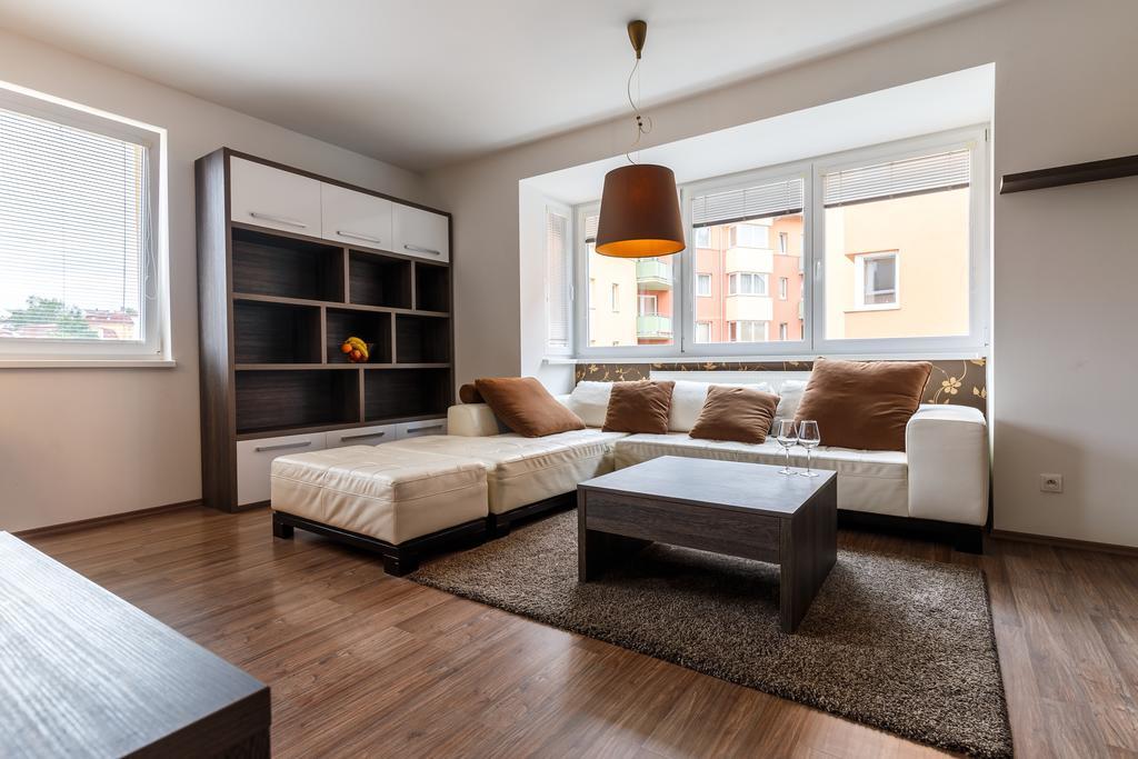 Modern Apartment With 2 Bedrooms Karlsbad Exterior foto